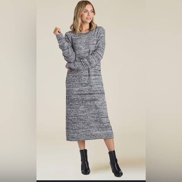 Softies Women's Marshmallow Crew Neck Lounger with Pockets NWT SIZE L/XL - Picture 1 of 8